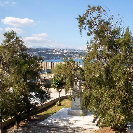 Ruby 'n Emerald Studio's Guest house 3*