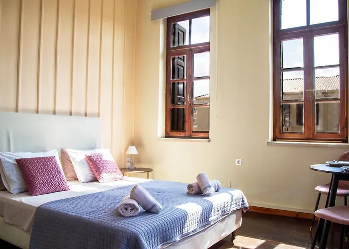 Ruby 'n Emerald Studio's 3* Rethymno