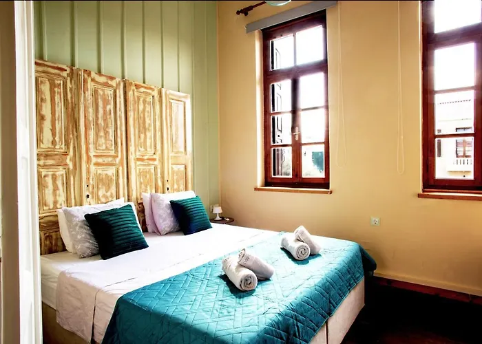 Ruby 'n Emerald Studio's